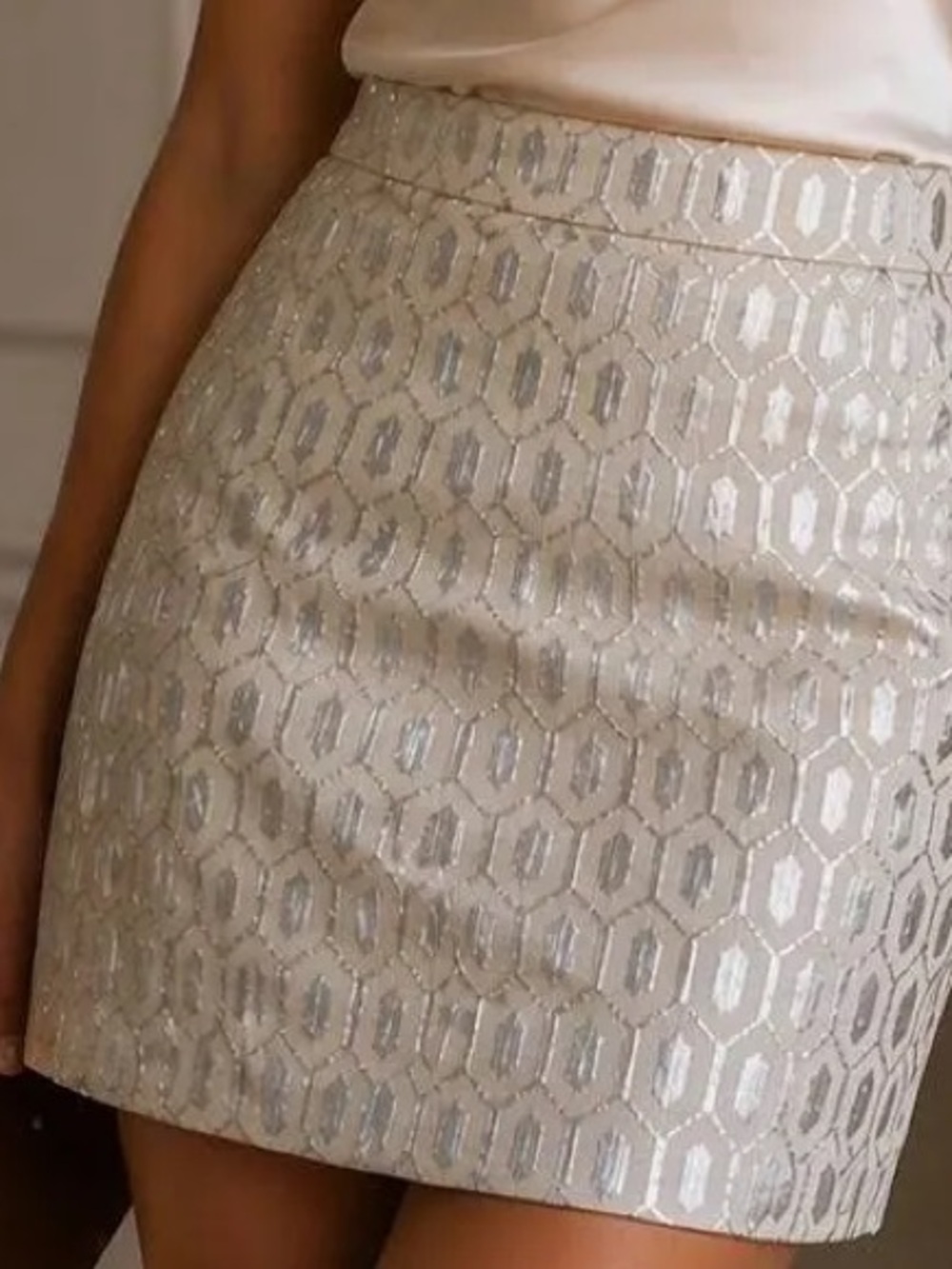 Banana Republic Cream Mini Skirt with Silver Metallic Pattern